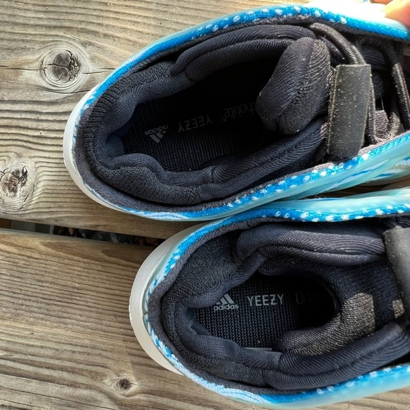 Adidas Yeezy 700 V3 Arzareth Kids Infants - Picture 6 of 8